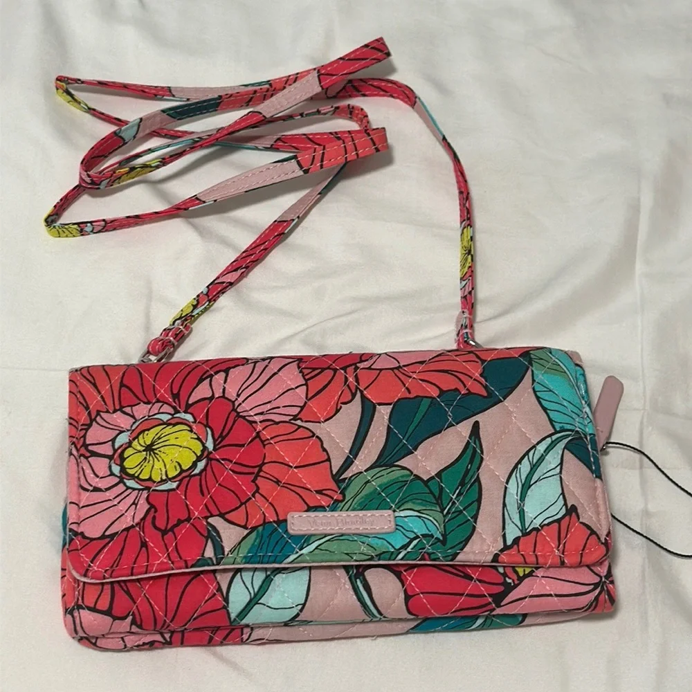 🆕 Vera Bradley Wallet with detachable crossbody strap - Picture 1 of 6